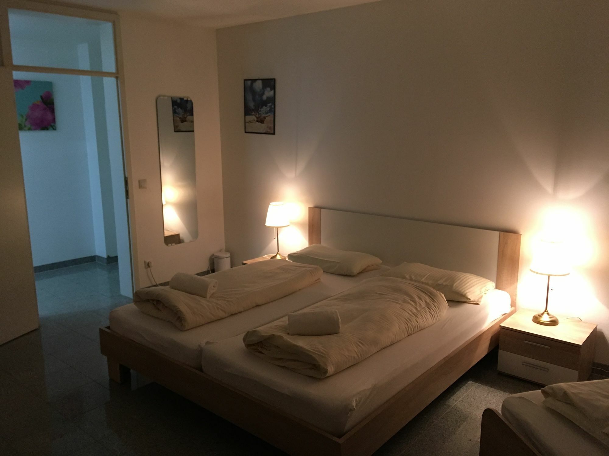 Kn Kahtan Boarding House Apartment Munich Luaran gambar