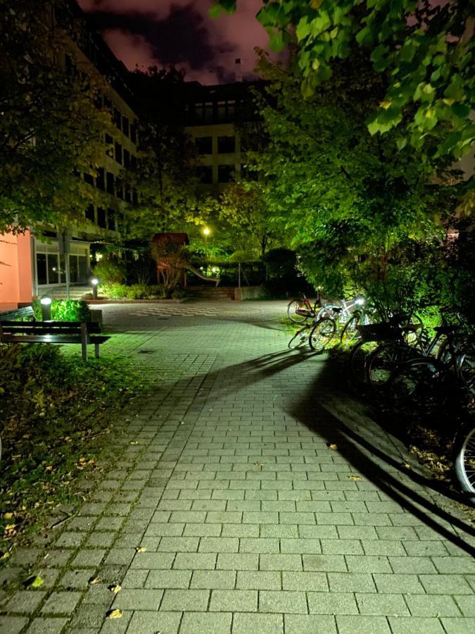 Kn Kahtan Boarding House Apartment Munich Luaran gambar